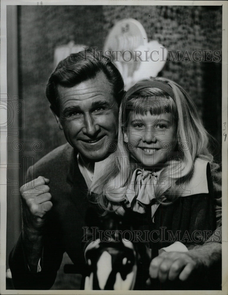 1962 Press Photo Lloyd Vernet Bridges American Actor - RRW13469 - Historic Images