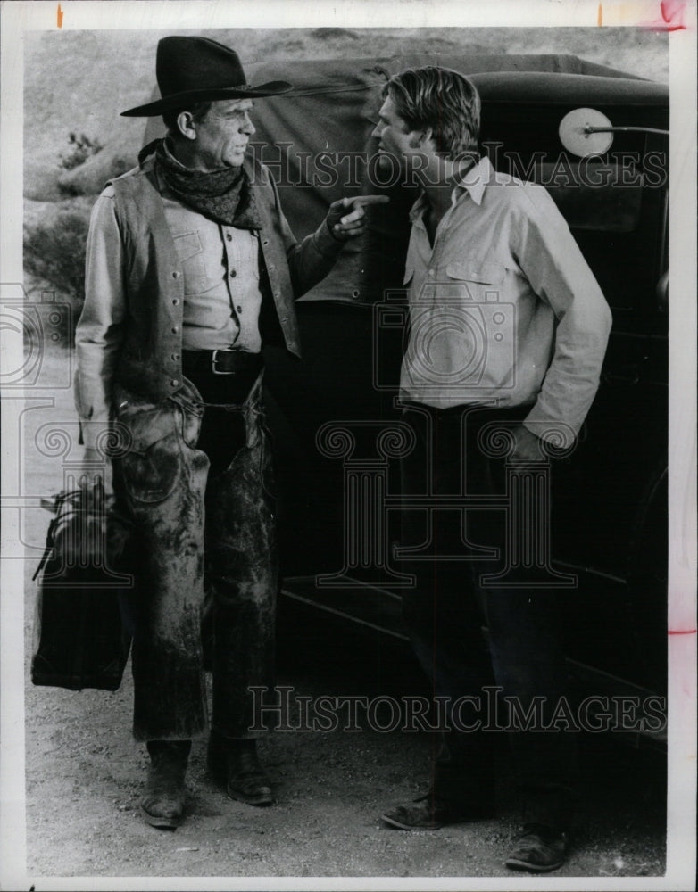 1977 Press Photo Andy Griffith Jeff Bridges Cowboy - RRW13491 - Historic Images