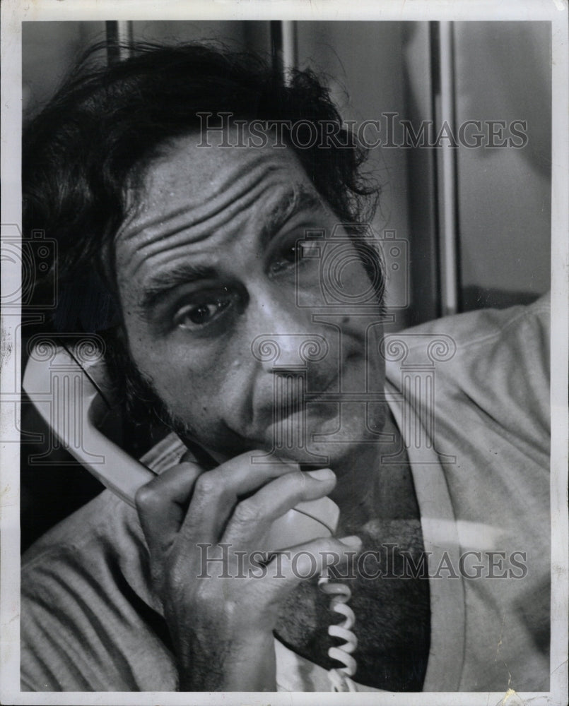 1969 Press Photo Sid Caesar Las Vegas hotel room Style - RRW13551 - Historic Images