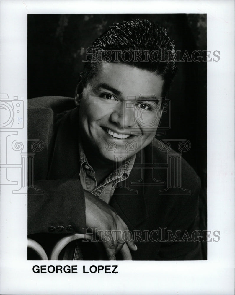 1998 Press Photo George Lopez Mexican American culture - RRW13951 - Historic Images