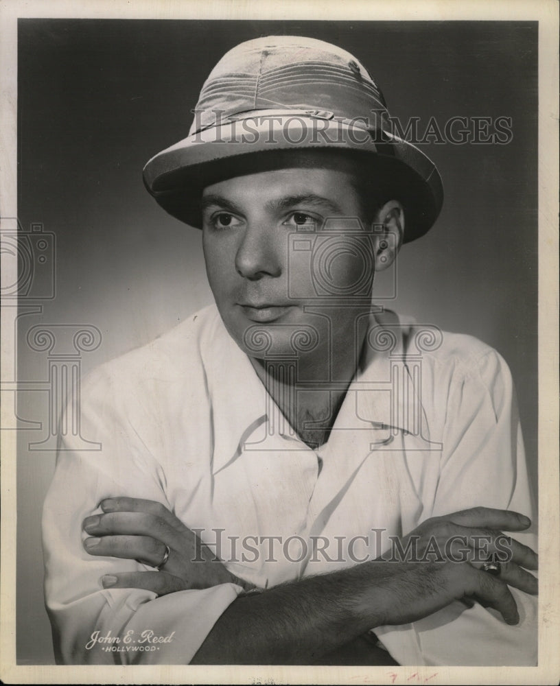 1957 Press Photo Actor Hal Linker John E.reed - RRW14697 - Historic Images