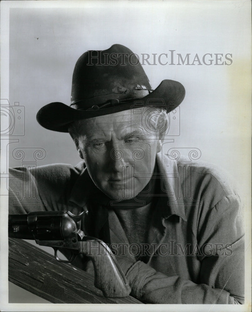 1965 Press Photo Lloyd Bridges American film stage star - RRW14735 - Historic Images