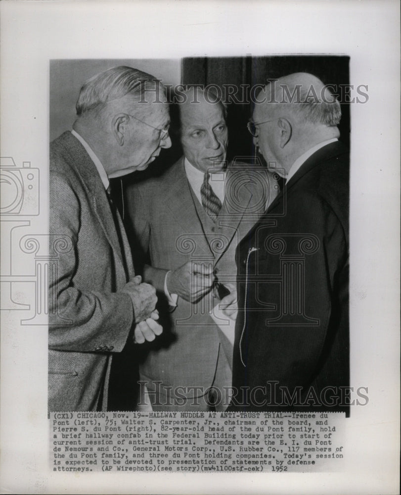 1952 Press Photo Hallway Carpenter Jr Irene DuPont anti - RRW14953 - Historic Images