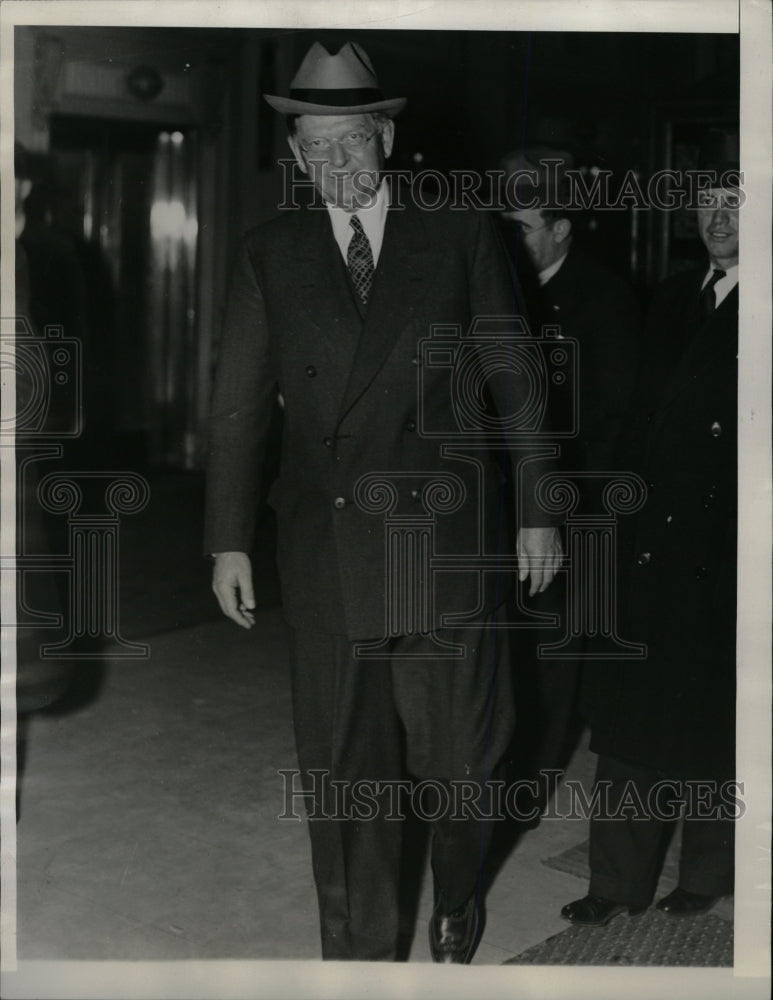 1936 Press Photo Mayor Edward Kelly Chicago Smile Quiz - RRW15175 - Historic Images