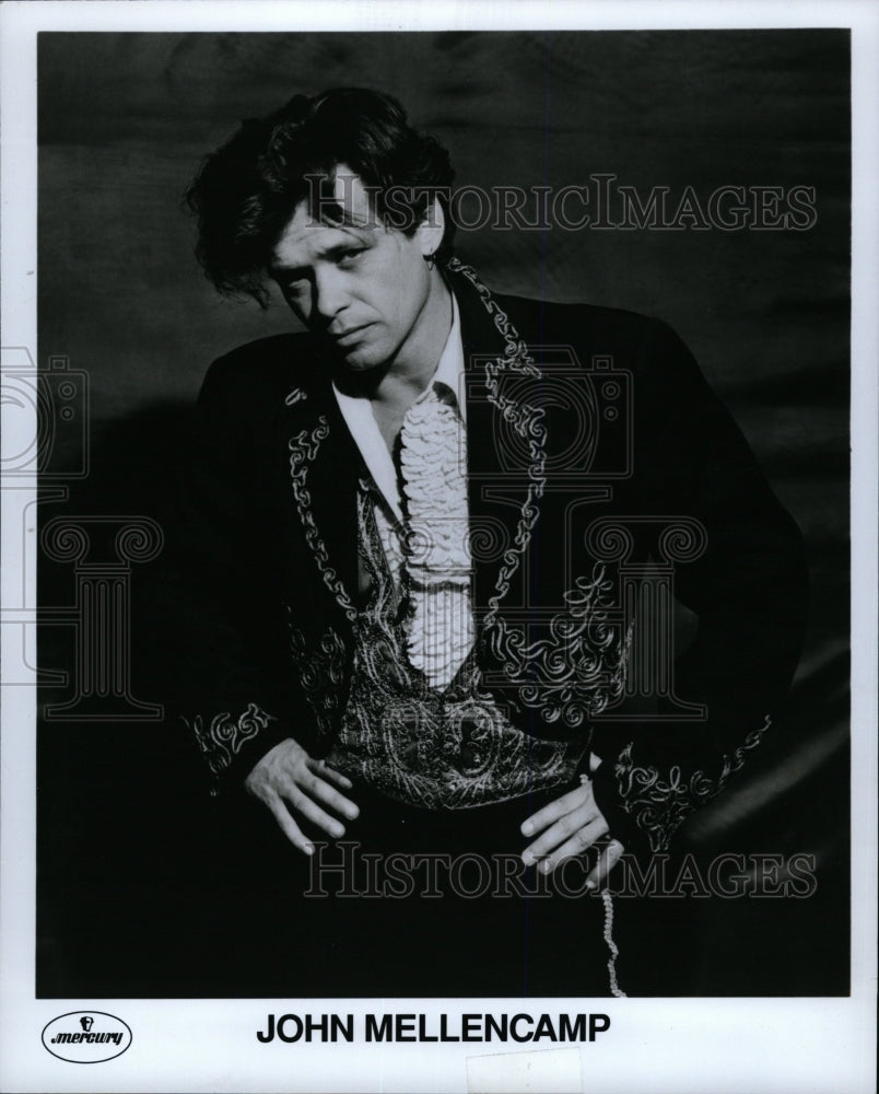 1992 Press Photo John Mellencamp American rock singer - RRW15291 - Historic Images