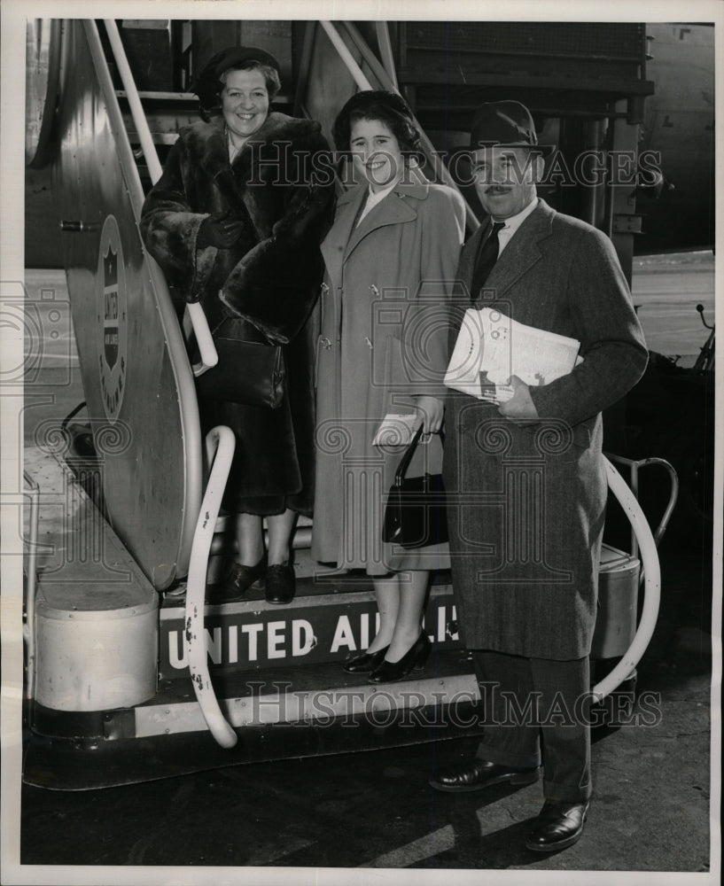 Press Photo The Earl and Countess of Lindsey - RRW15347 - Historic Images