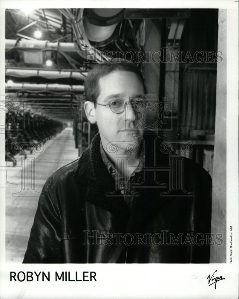 1998 Press Photo Robyn Miller Computer Game Designer. - RRW15497 - Historic Images