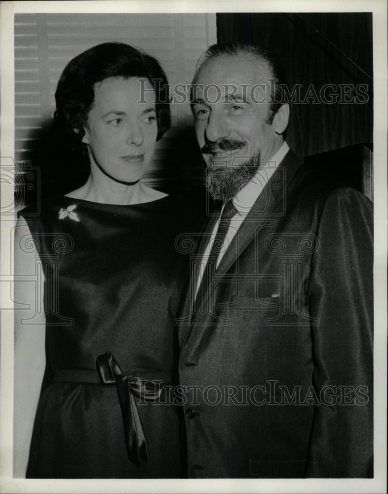 1962 Press Photo MITCH MILLER AMERICAN MUSICIAN SINGER - RRW15571 - Historic Images