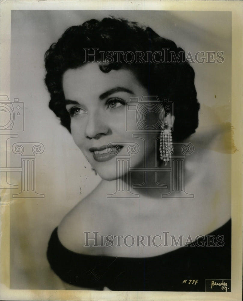 1967 Press Photo MILDRED MILLER AMERICAN MEZZO SOPRANO - RRW15575 - Historic Images