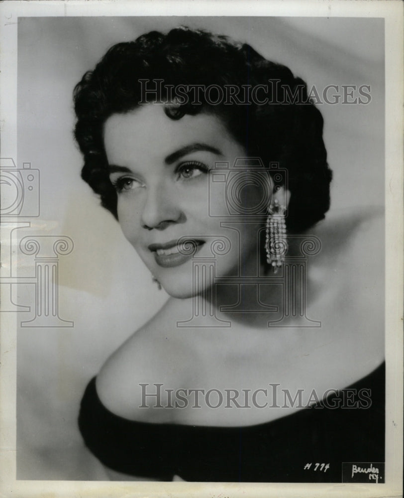 1958 Press Photo Mildred Miller Mezzo Soprano - RRW15591 - Historic Images