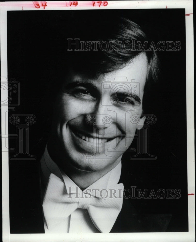 1985 Press Photo Rodney Hardesty Tenor - RRW15649 - Historic Images