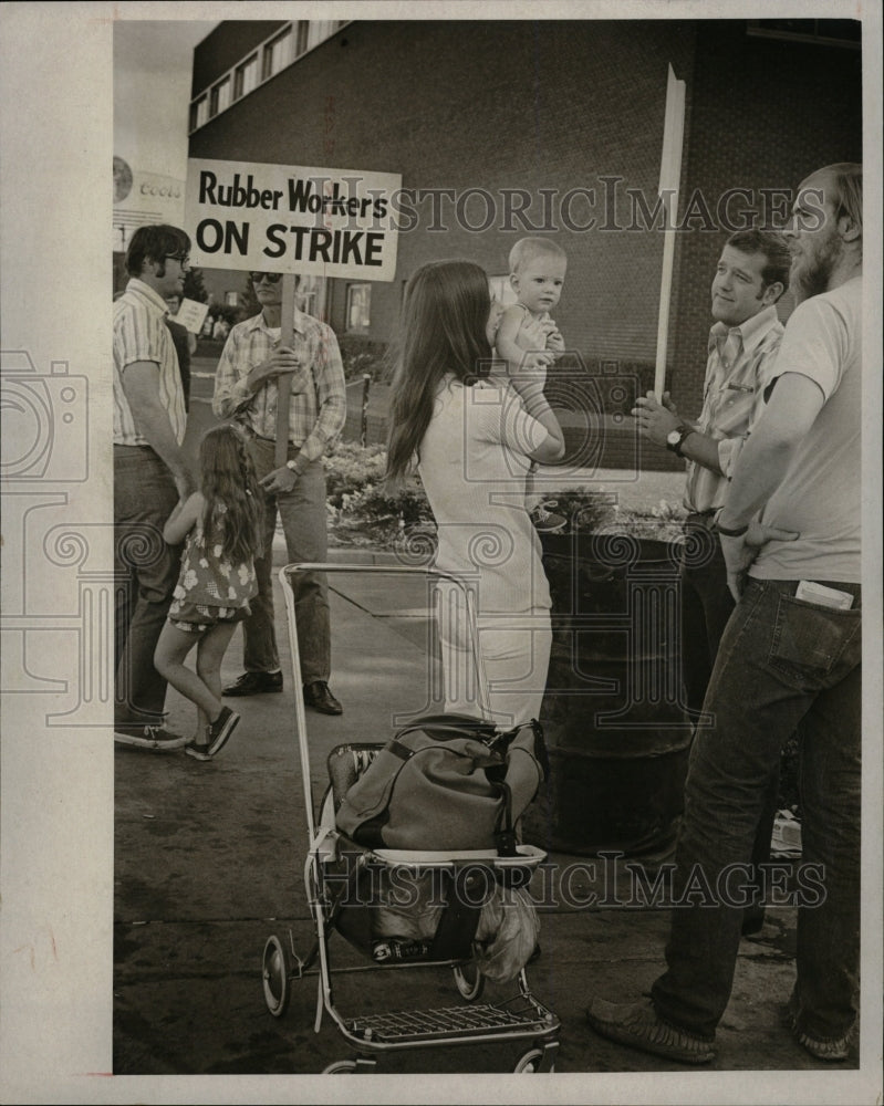 1973 Press Photo Gina Lollobrigida Italian Actress - RRW15981 - Historic Images