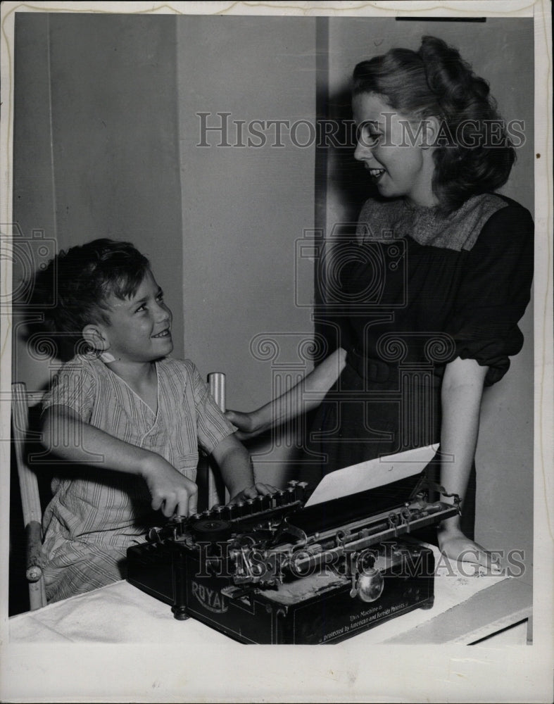 1950 Press Photo Christmas Skipper Franks Children - RRW16085 - Historic Images