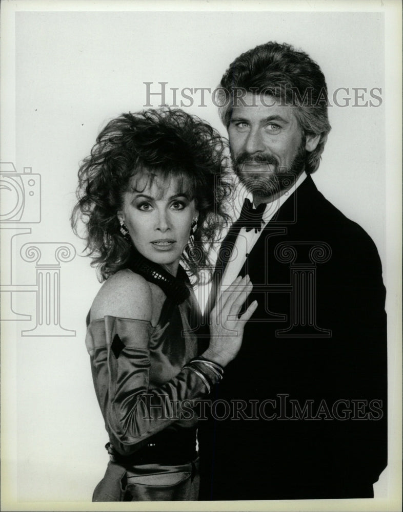 1985 Press Photo Barry Bostwick Stefanie Powers Twins - RRW16319 - Historic Images
