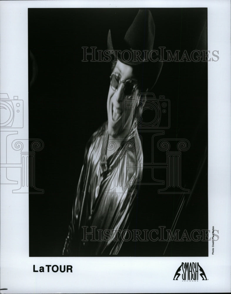 1994 Press Photo LaTour Entertainer American Singer - RRW16439 - Historic Images