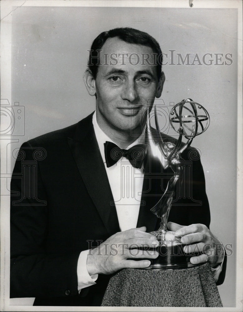 1963 Press Photo Joey Bishop Emmy Awards presentation - RRW16627 - Historic Images