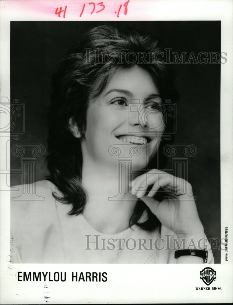 1987 Press Photo Emmylou Harris Bluegrass Musician - RRW16945 - Historic Images