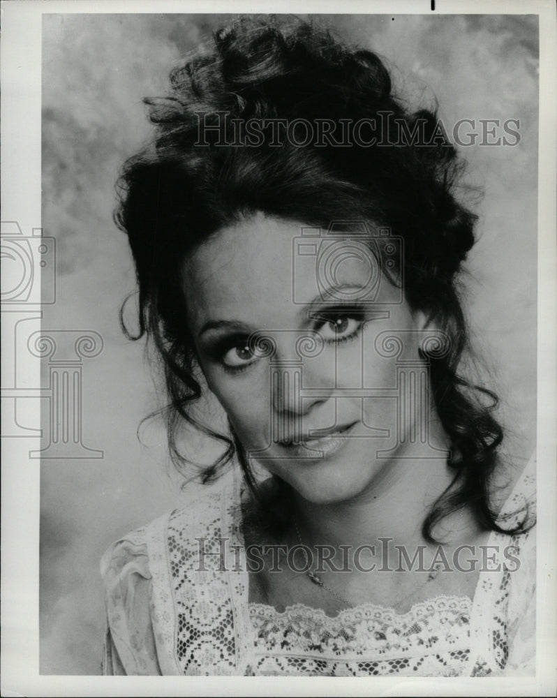 1977 Press Photo Valerie Harper Film TV Actress Chicago - RRW17037 - Historic Images