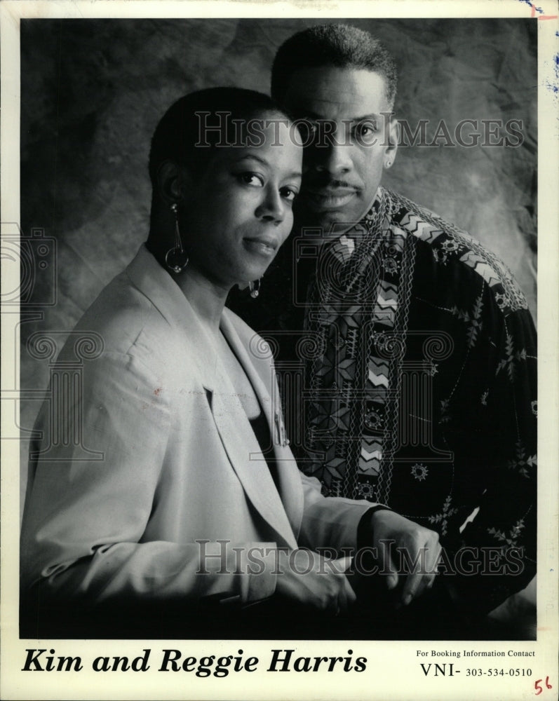 1995 Press Photo Reggie Harris Kim Neat Suit Beautiful - RRW17129 - Historic Images