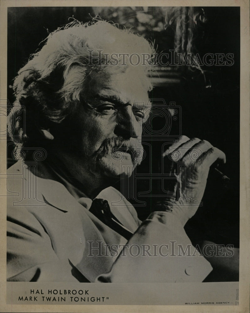 1969 Press Photo Holbrook To Star As Mark Twain - RRW17463 - Historic Images