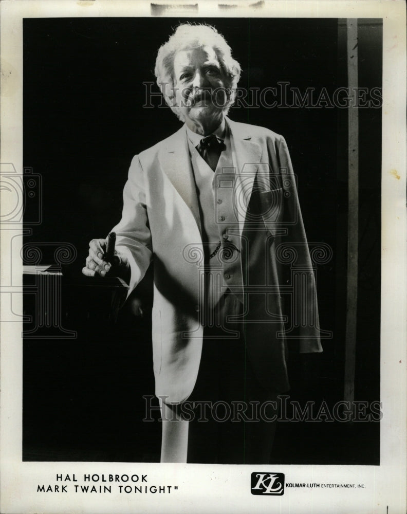 1982 Press Photo Hal Holbrook Film TV Actor Chicago - RRW17465 - Historic Images