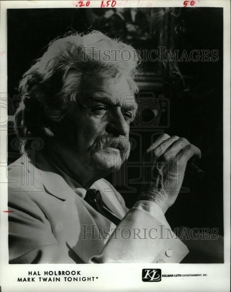 1985 Press Photo Harold Rowe Holbrook American Actor - RRW17493 - Historic Images