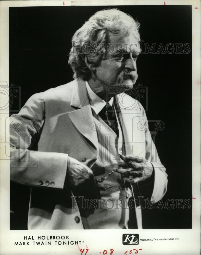 1983 Press Photo Hal Holbrook Mark Twain Film Actor - RRW17495 - Historic Images