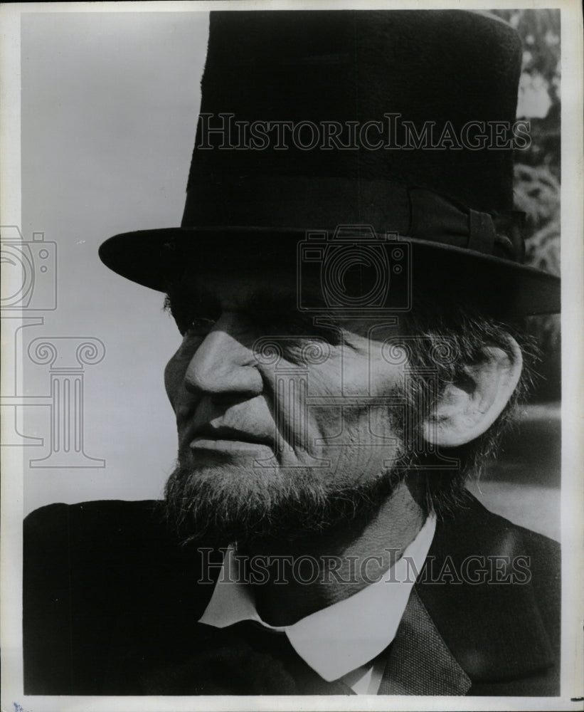 1976 Press Photo Hal Holbrook Actor - RRW17509 - Historic Images