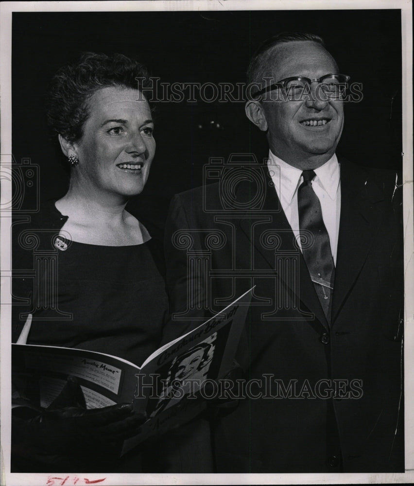 1958 Press Photo Mr Mrs George Hayden Comedy Bennett - RRW17701 - Historic Images