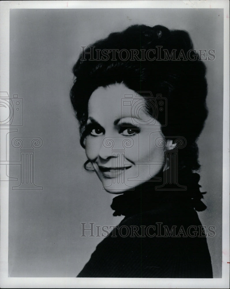 1980 Press Photo Carol Lawrence American Film Actress - RRW17743 - Historic Images