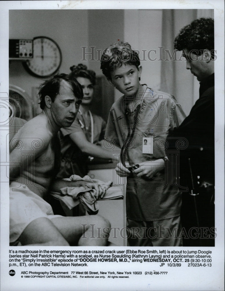 1989 Press Photo Doogie Howser Series Crack user Scene - RRW18619 - Historic Images