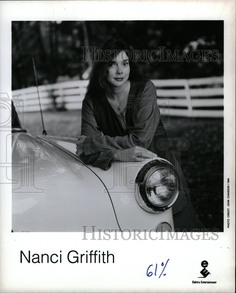 1995 Press Photo Nanci Griffith American singer - RRW18827 - Historic Images