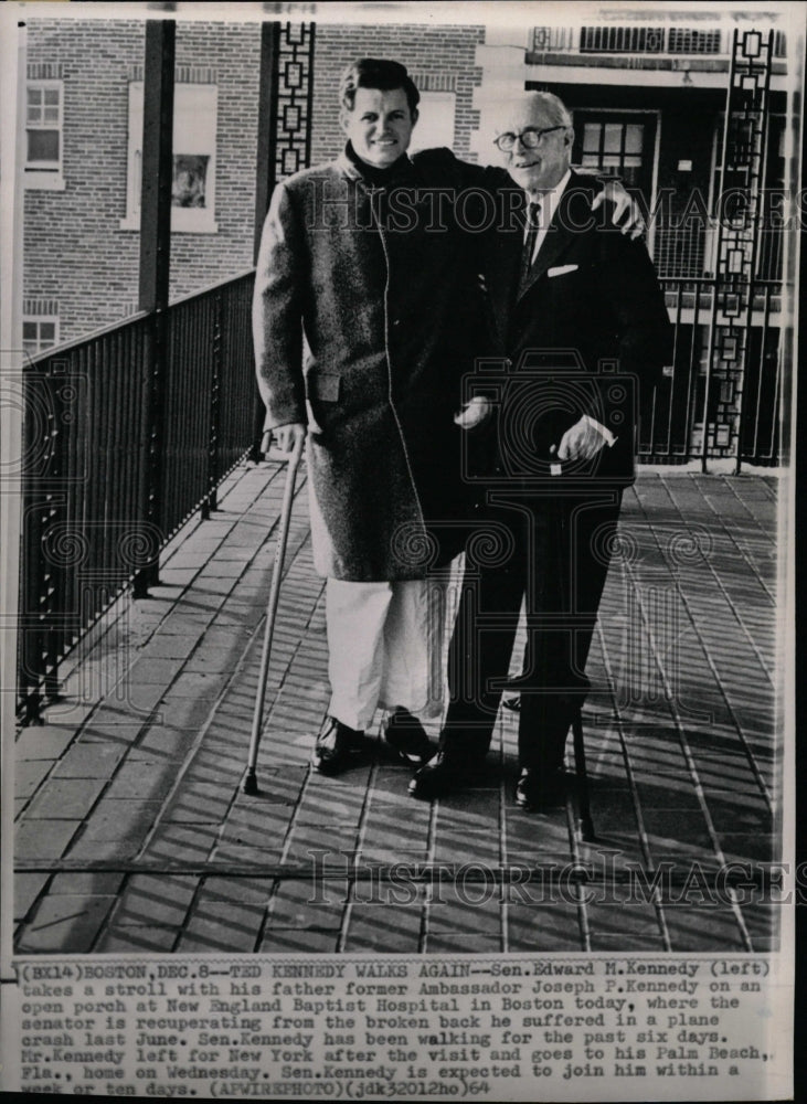 1964 Press Photo Sen Kennedy With Father After Accident - RRW18923 - Historic Images