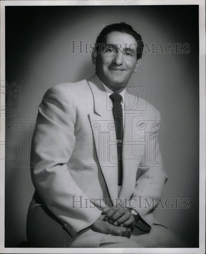 1956 Press Photo Frankie Farrell Orchestra Leader - RRW19173 - Historic Images