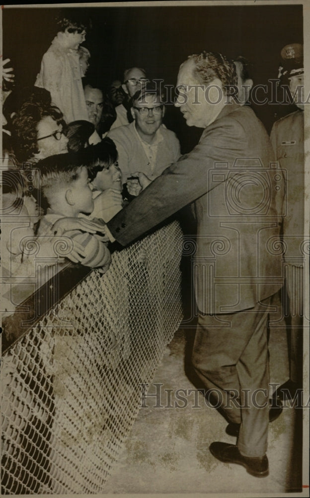 1969 Press Photo President Richard Nixon at Homestead - RRW19269 - Historic Images