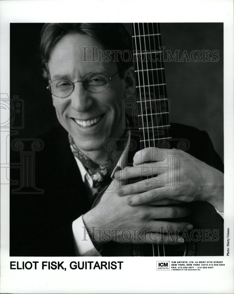 2000 Press Photo Eliot Fisk - RRW19413 - Historic Images