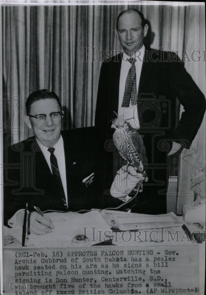 1963 Press Photo Governor Archie Gubbrud South Dakota - RRW19503 - Historic Images