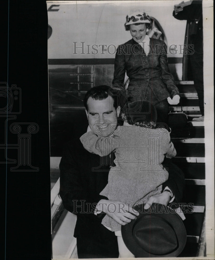 1955 Press Photo Vice President Richard Nixon &amp; Family - Historic Images