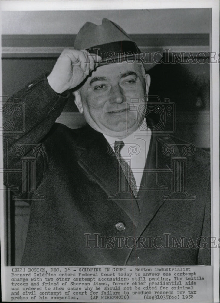 1958 Press Photo Bernard Goldfine Federal Court Hearing - RRW19553 - Historic Images