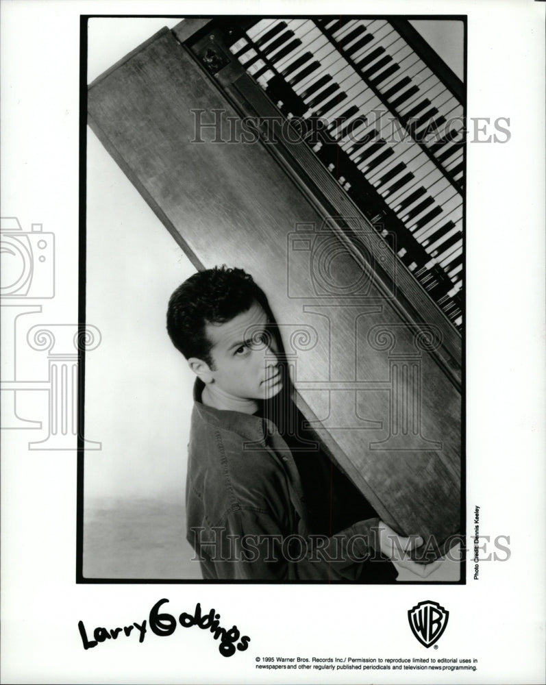 1995 Press Photo Larry Goldings, Musician - RRW19565 - Historic Images