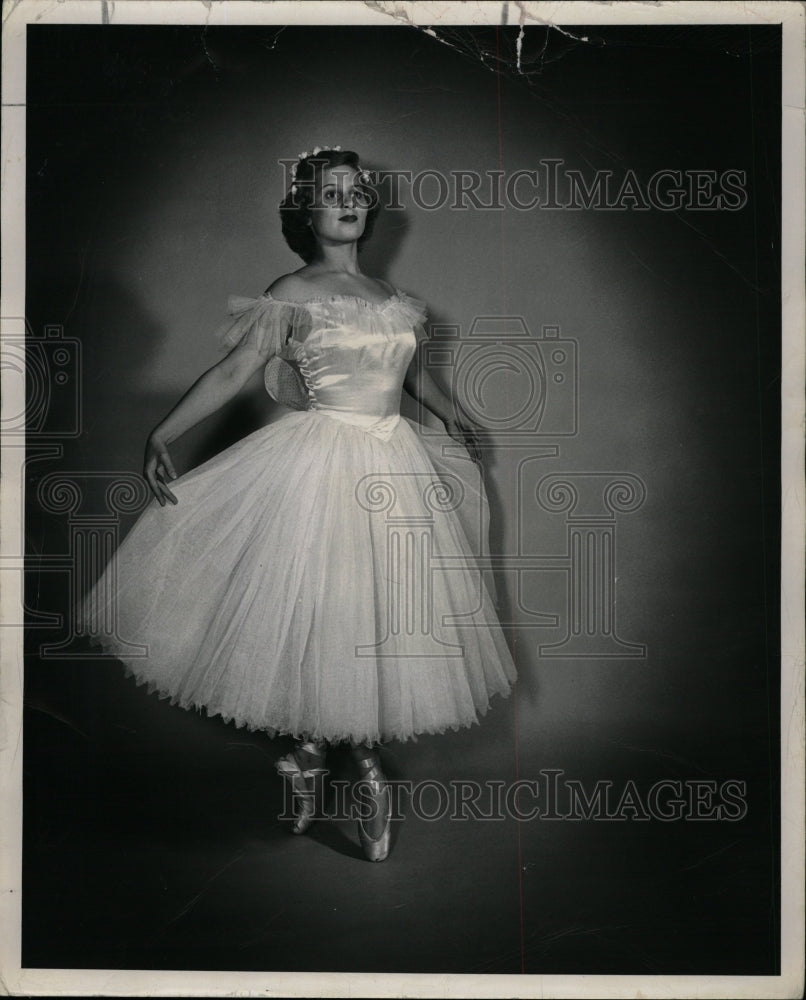 1951 Press Photo Joan Fisher Ballerina Dancer Denver - RRW19649 - Historic Images