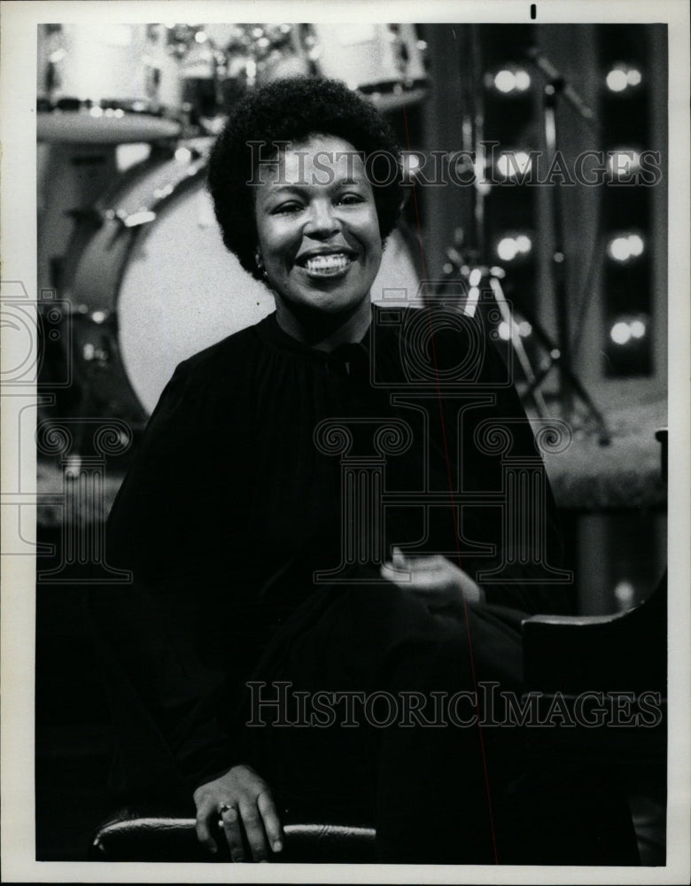 1975 Press Photo Roberta Flack American singer - RRW19661 - Historic Images