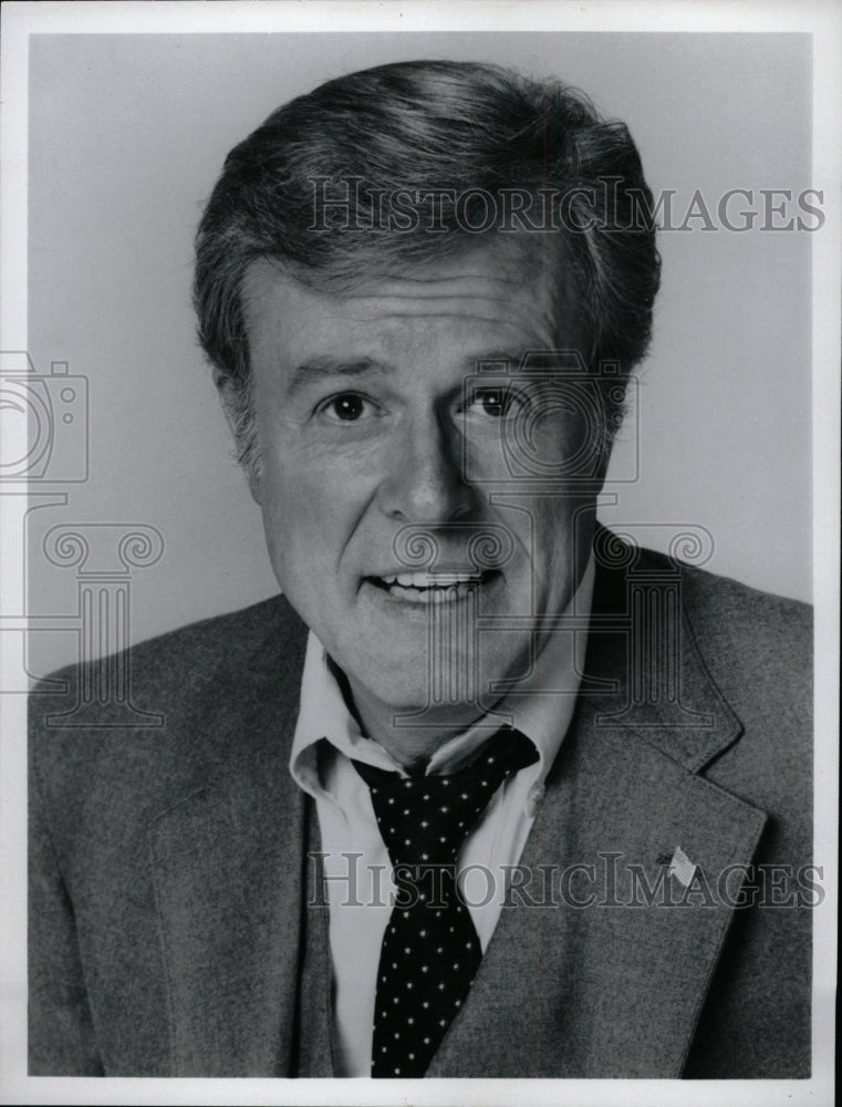 1989 Press Photo Actor Robert Culp - RRW19917 - Historic Images