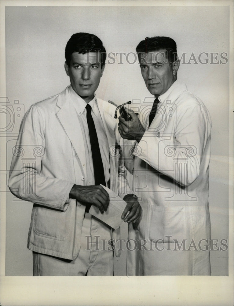 1965 Press Photo Joseph Campanella - RRW20213 - Historic Images