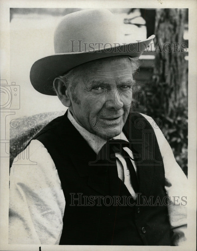 1968 Press Photo Actor Charles Bickford - RRW20271 - Historic Images