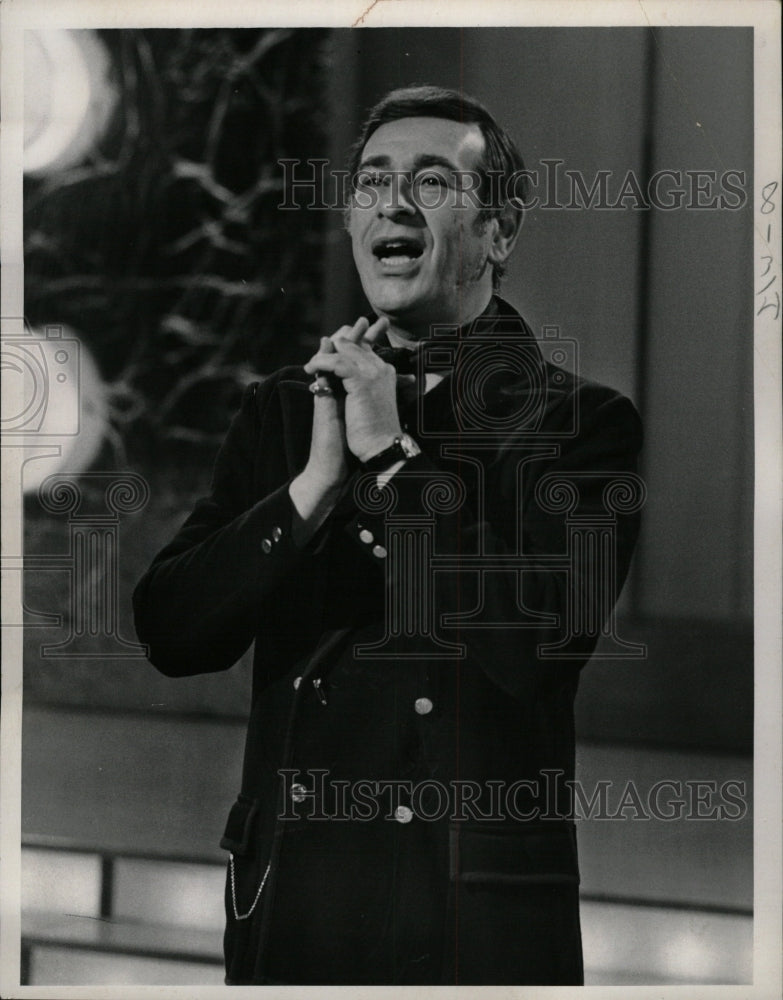 1968 Press Photo Shelley Berman (Comedian) - RRW20285 - Historic Images