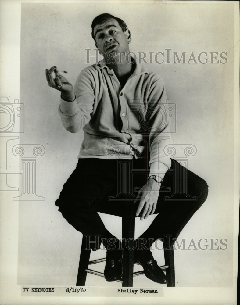 1962 Press Photo Shelley Berman (Comedian) - RRW20311 - Historic Images