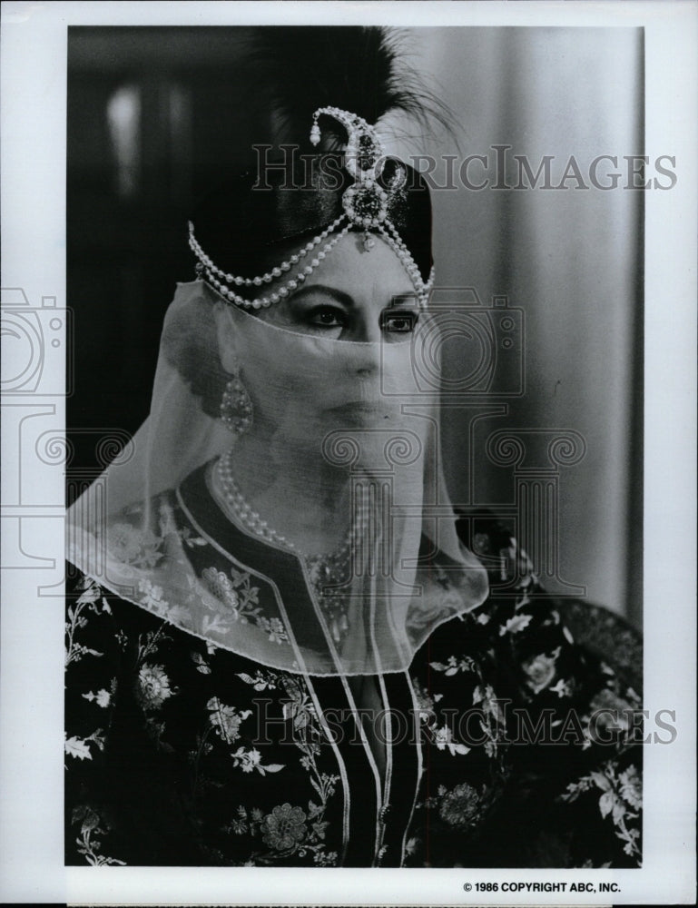 1986 Press Photo Harem Film Actress Gardner Costumed - RRW20347 - Historic Images