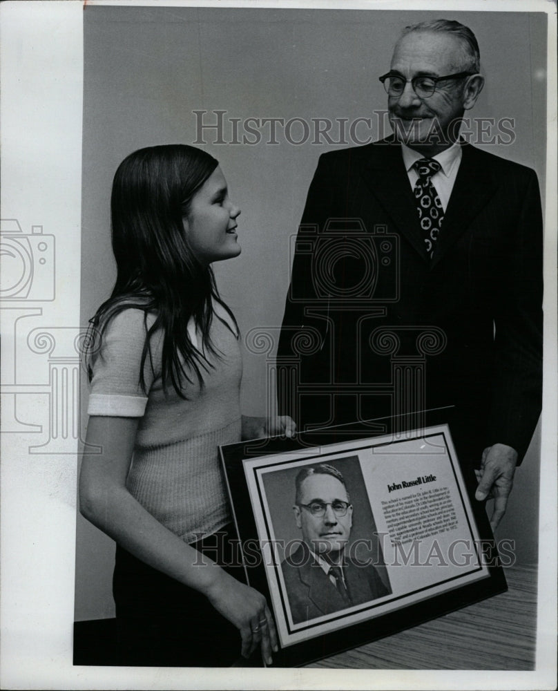 1974 Press Photo Little Elementary Dr John Little - RRW20589 - Historic Images