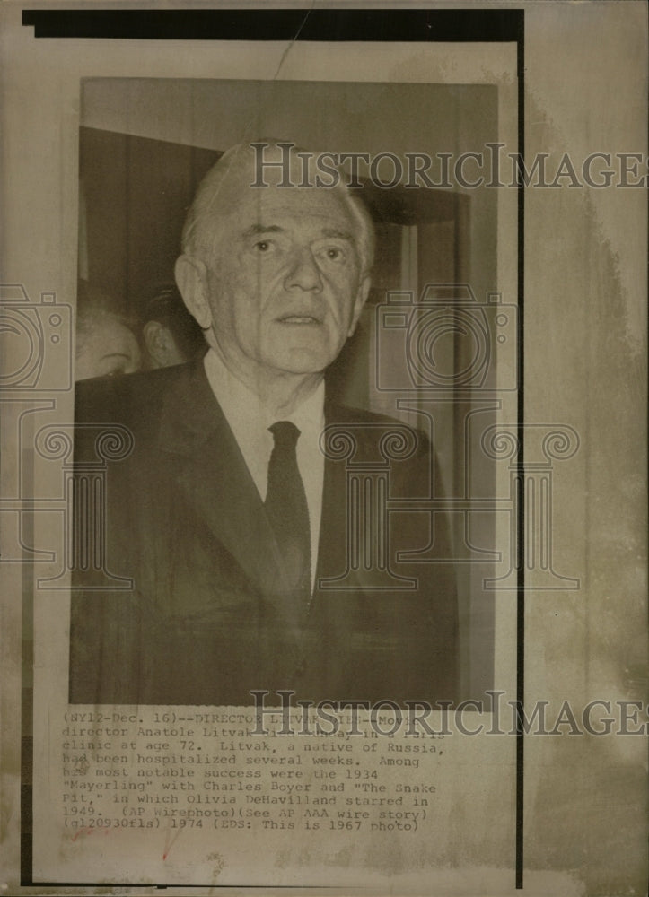 1967 Press Photo Movie Director Litvak Announces Death - RRW20597 - Historic Images